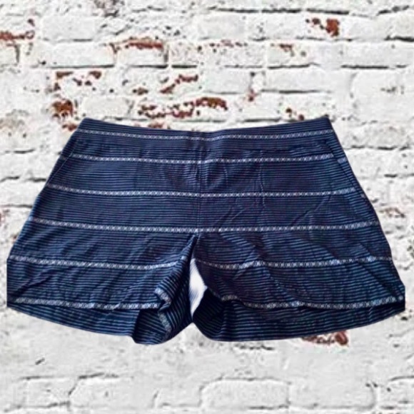 Loft, Navy and White, Side Zip, Dress Shorts, Sz 8. - Picture 1 of 8